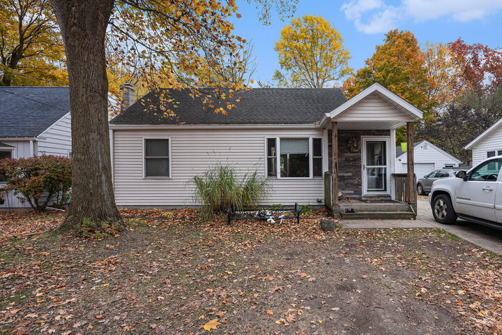 Property Photo: 5418 Keyes Drive MI 49004