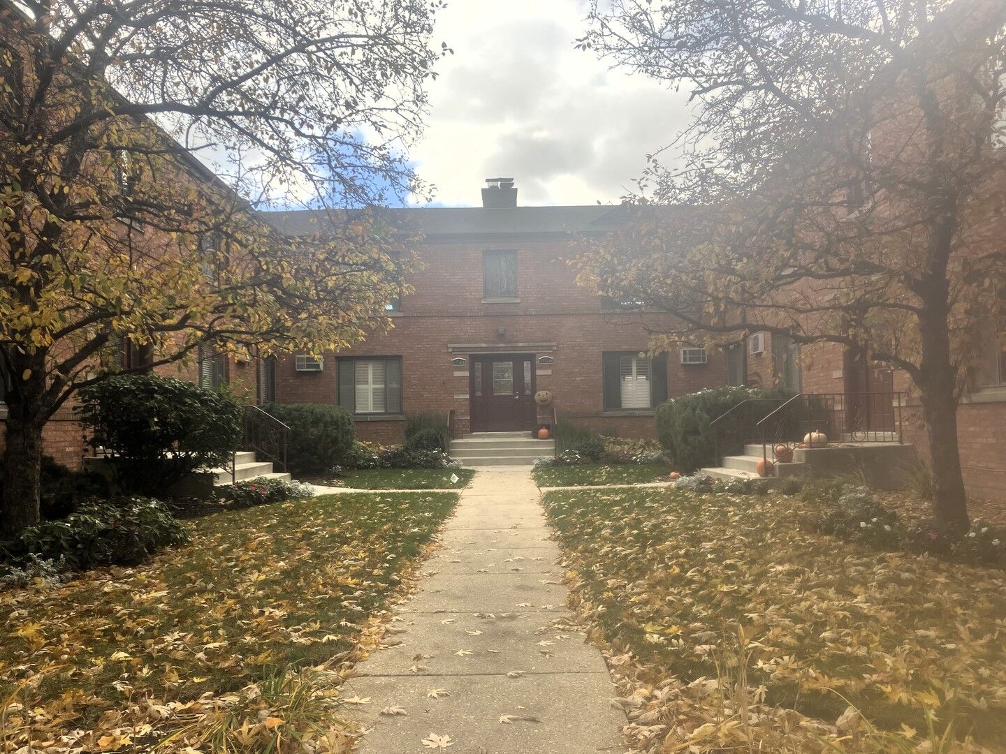 Property Photo: 1540 Ashland Avenue 1 IL 60305