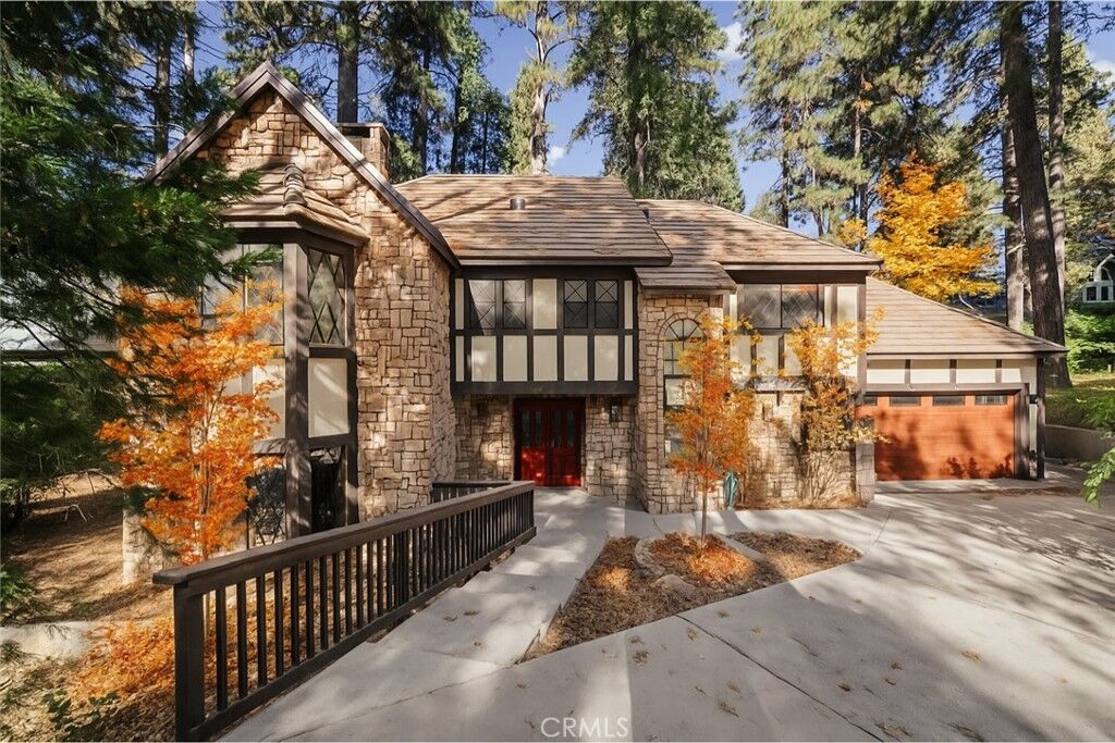 Property Photo:  407 Giant Oak  CA 92352 