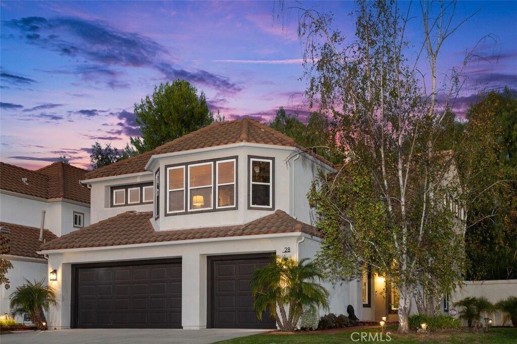 Property Photo:  28 Lawnridge  CA 92679 