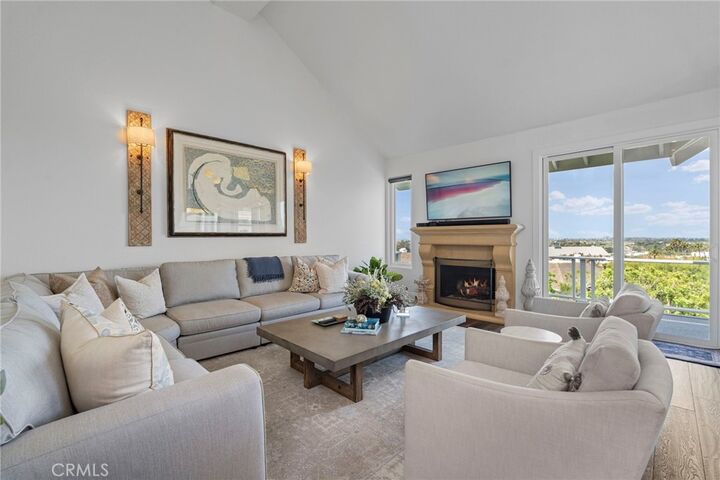 Property Photo:  45 Northampton Court  CA 92660 
