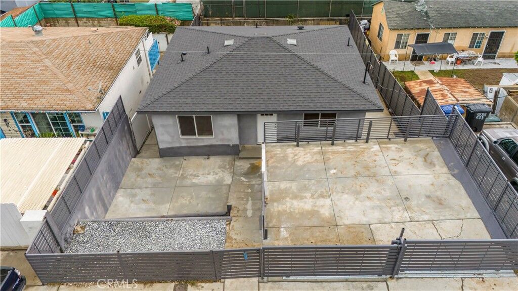 Property Photo:  1225 Van Pelt  CA 90063 