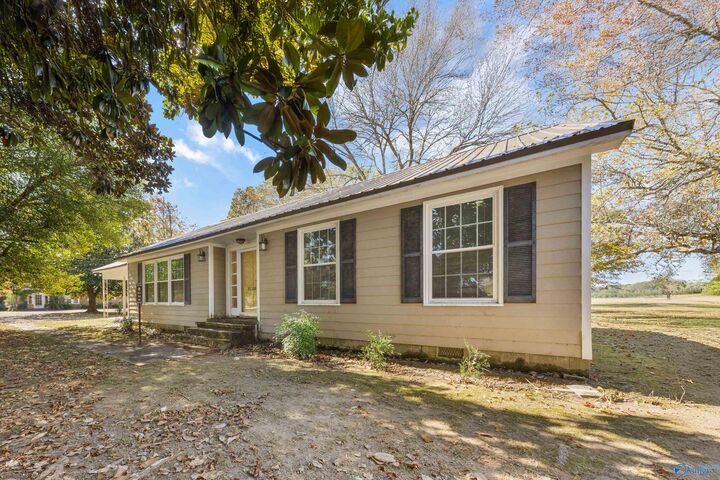 Property Photo: 2340 Old Gurley Pike AL 35760