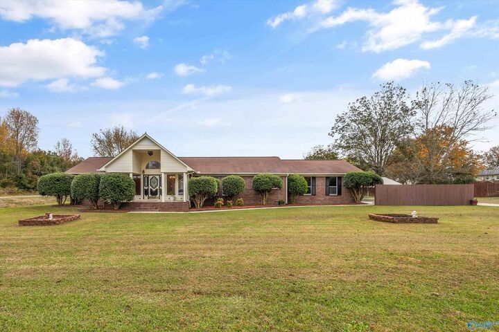 15974 Sanderson Lane  Athens AL 35613 photo