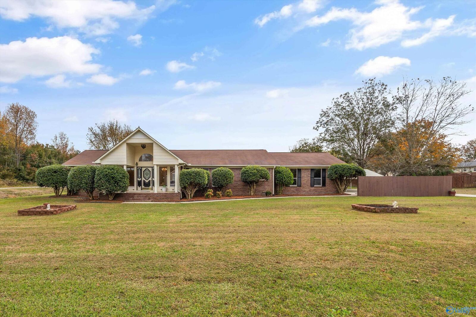 Property Photo: 15974 Sanderson Lane AL 35613