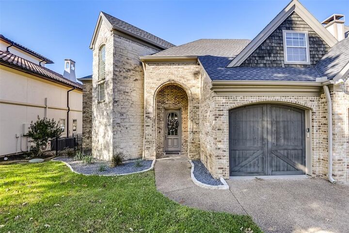 Property Photo: 216 Hide A Way Drive TX 75156