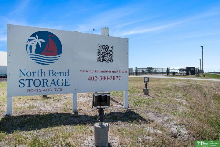 Property Photo: 1099 W 6 Street NE 68649