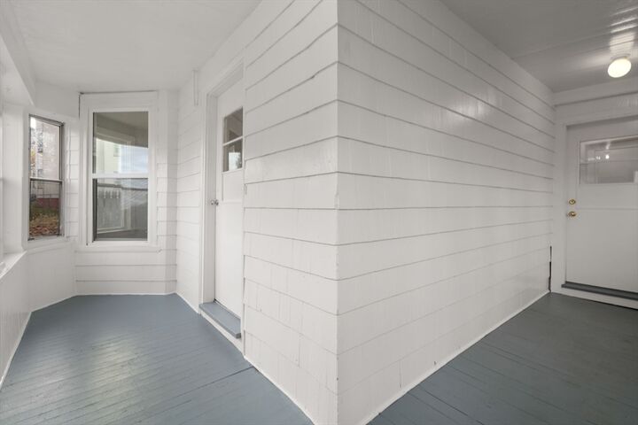 Property Photo:  4 Albert Street  MA 01610 