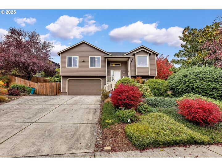 1035 E Pioneer Loop  La Center WA 98629 photo