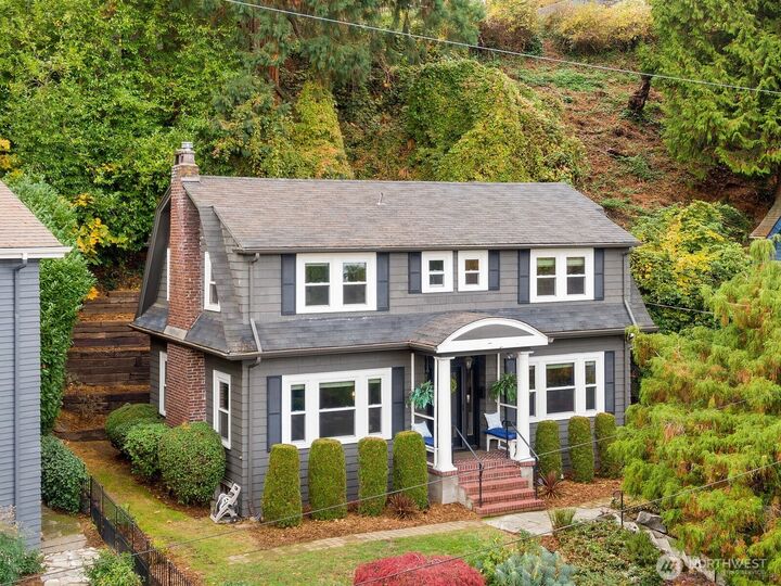 Property Photo: 445 36th Avenue WA 98122