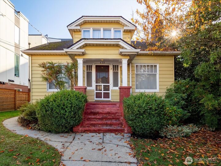 433 NE 73rd Street  Seattle WA 98115 photo