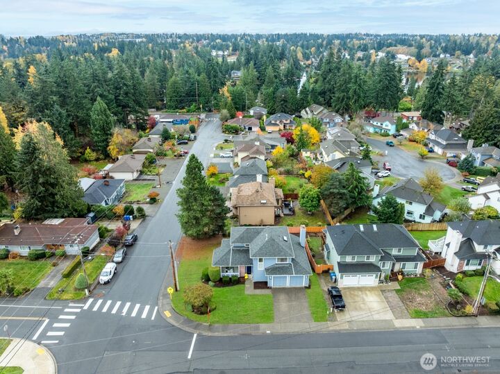 Property Photo: 3737 S 270th Street WA 98032