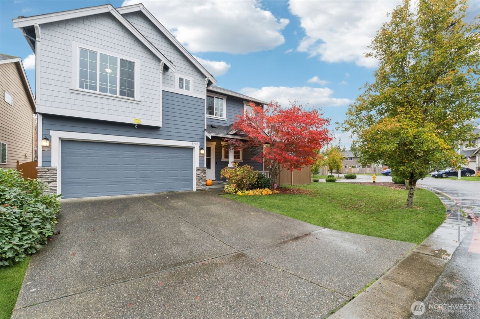 Property Photo: 5702 148th Place NE WA 98271