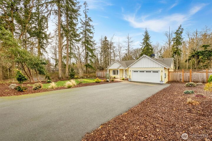 Property Photo:  174 E Island View Avenue  WA 98368 