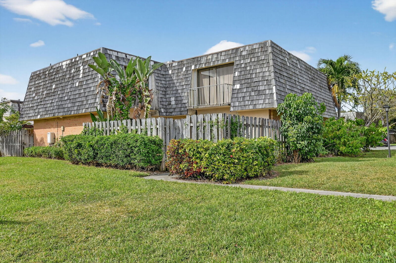 Property Photo: 306 Lake Arbor Drive FL 33461