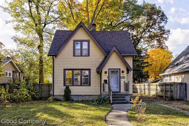 374 E Hazelhurst Street  Ferndale MI 48220 photo