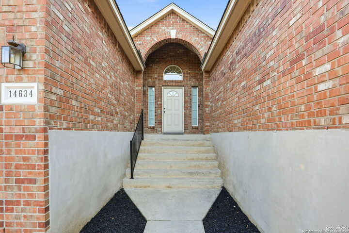 Property Photo: 14634 Triple Crown TX 78248