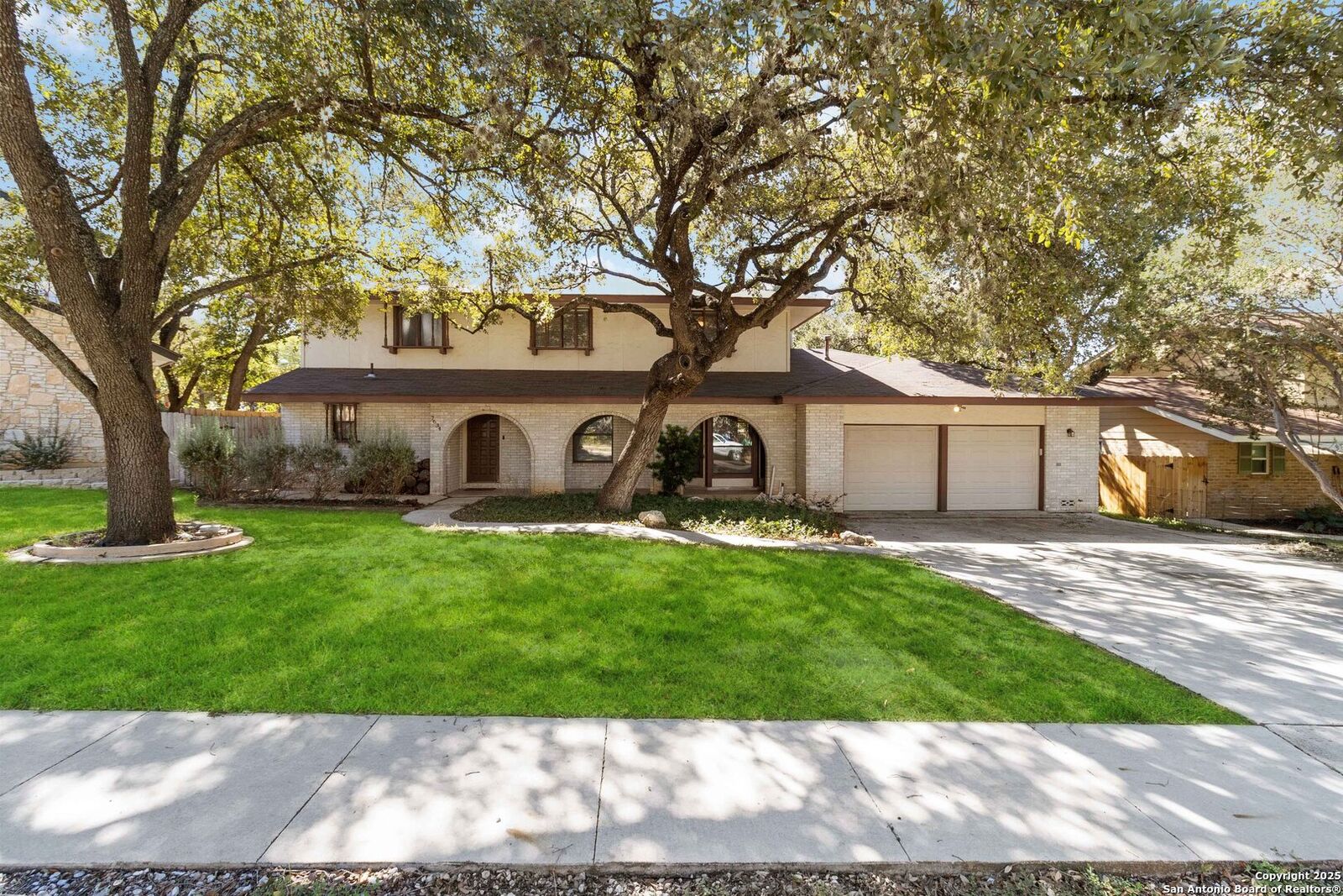 Property Photo: 7634 Tippit Trl TX 78240