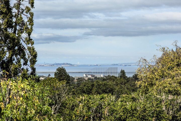 Property Photo: 442 El Arroyo Road CA 94010