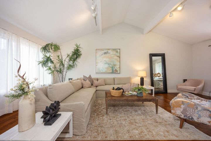 Property Photo: 1077 Pearl Avenue CA 94038