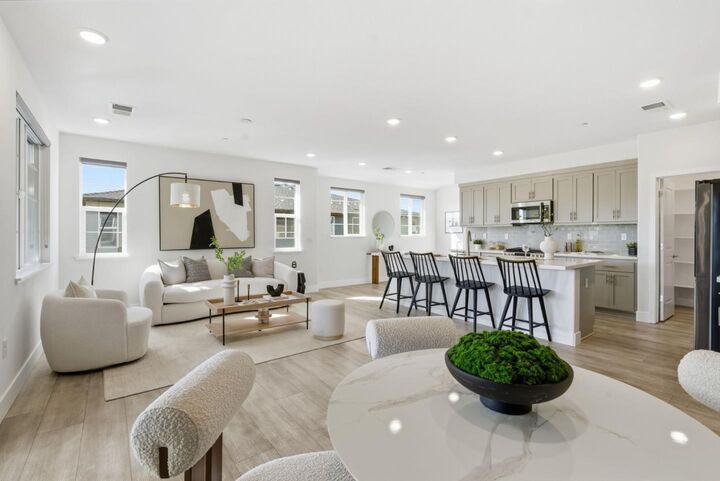 Property Photo: 490 Trace Lane CA 94544