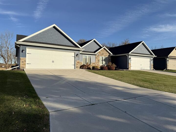 Property Photo: 2301 Walnut Street WI 53511