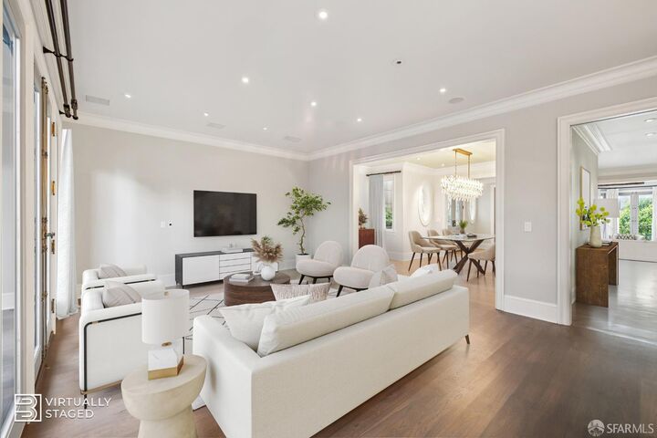 Property Photo:  2828 Divisadero Street  CA 94123 