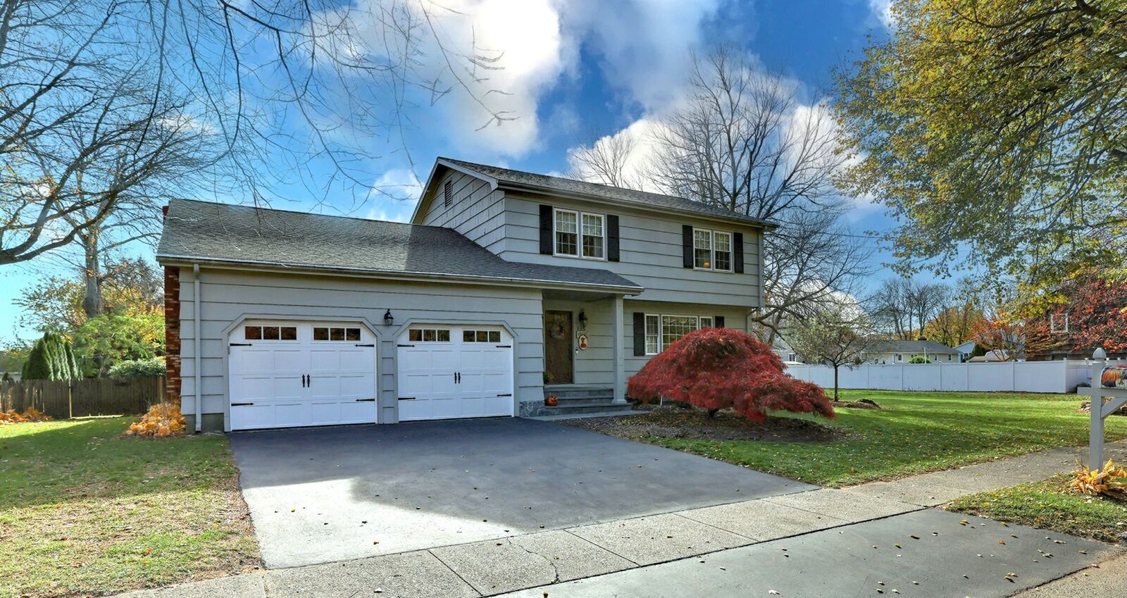 Property Photo:  135 Wigwam Lane  CT 06614 