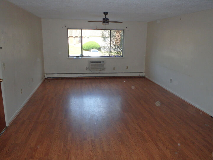 Property Photo:  249 High Path Road  CT 06095 