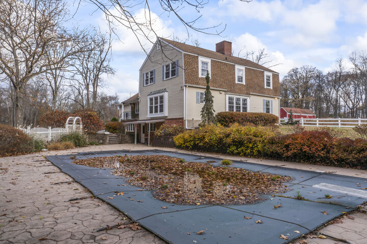 Property Photo: 23 Westview Drive CT 06468