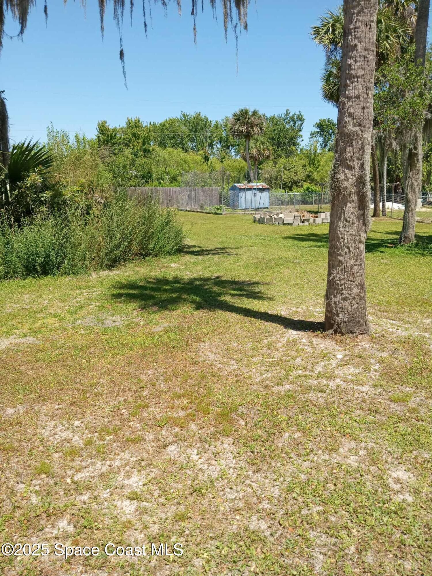 Property Photo:  875 Pine Island Road  FL 32953 