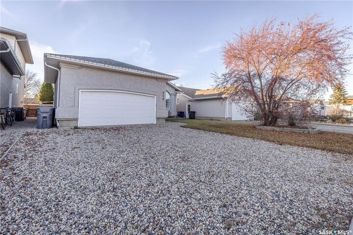 Photo de la propriété:  313 Victor Lane  SK S0K 1E0 
