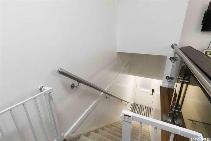 Property Photo: 1015 Patrick Crescent 202 SK S7W 0M6