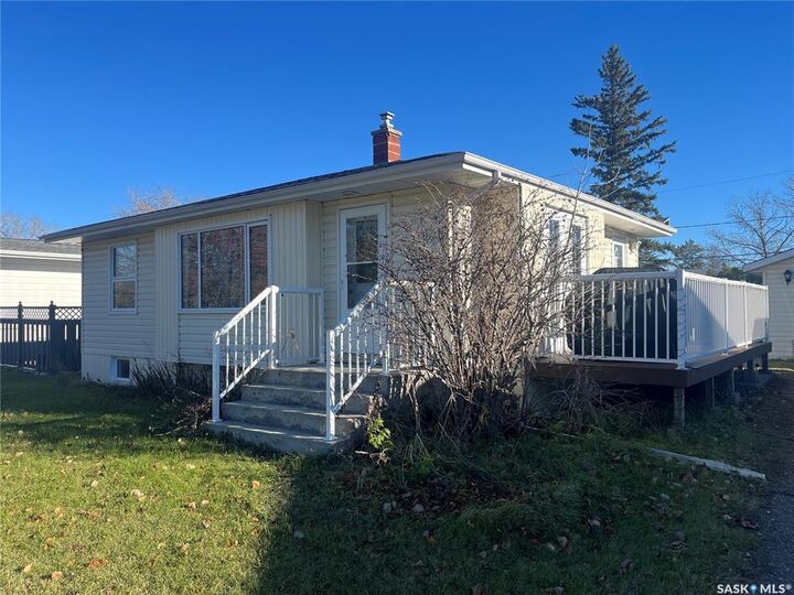 530 5th Street NE  Wadena SK S0A 4J0 photo