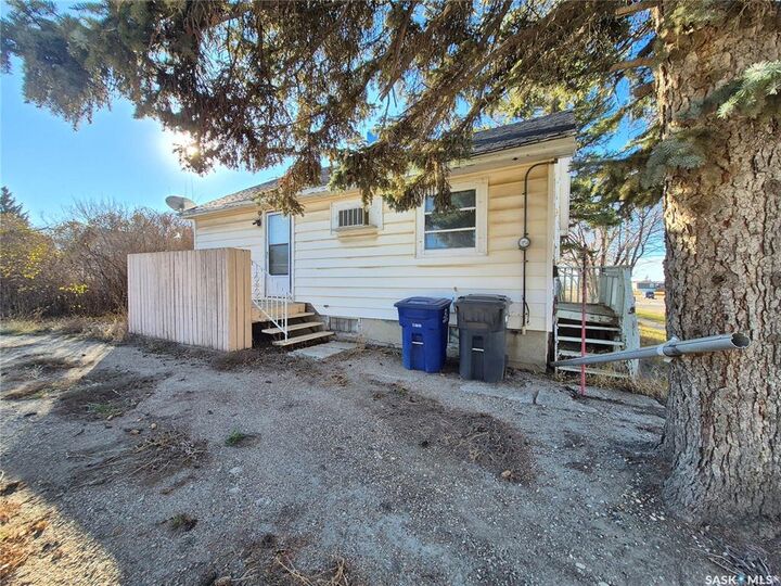 Photo de la propriété: 6 2nd Avenue SE SK S4H 1W8