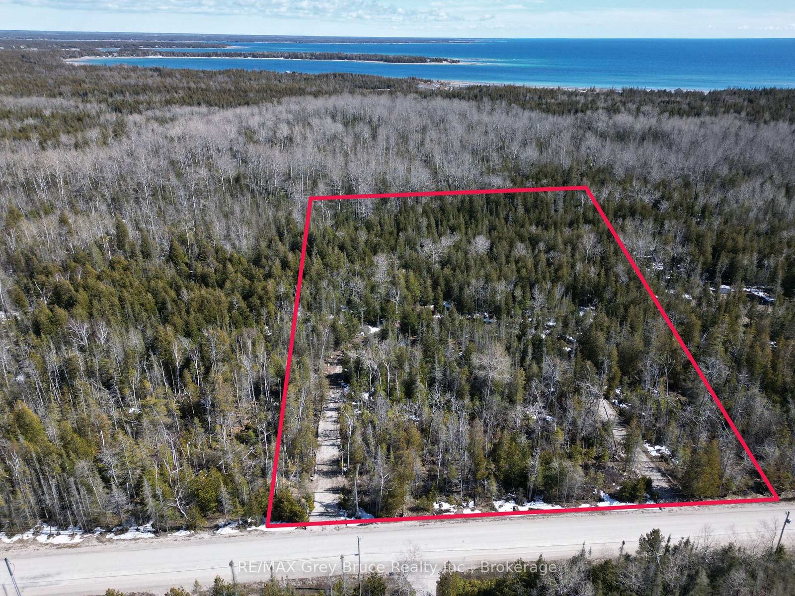 Property Photo: 31 Baise Avenue ON N0H 2R0