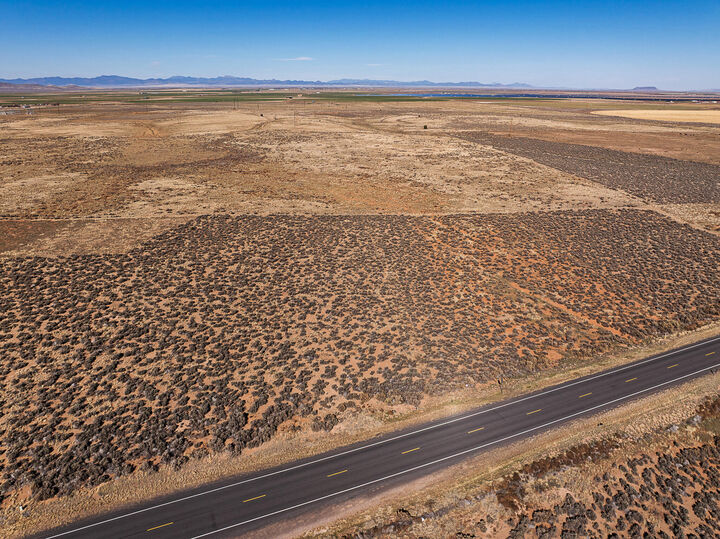 Property Photo: Bench Rd Er-1-2-Nc UT 84725