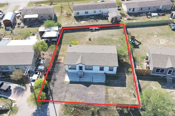 Property Photo: 848 Railyard Drive TX 78640