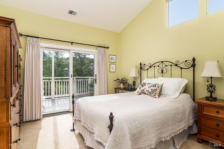 Property Photo:  38 Creekside Court  CA 94925 