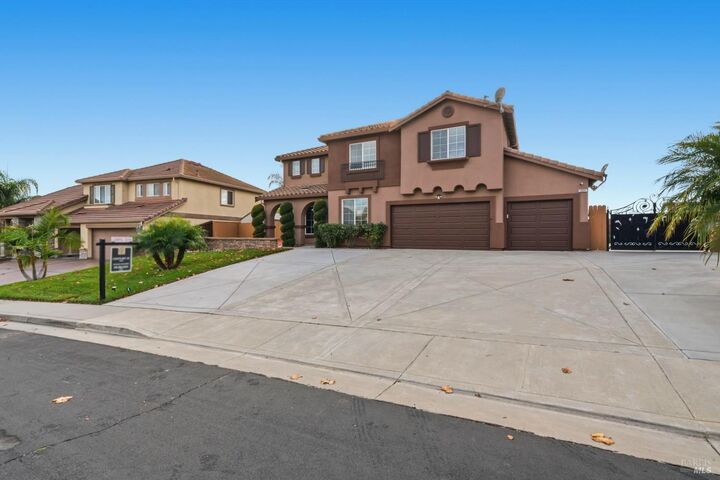 Property Photo: 1904 Moosup Court CA 94533