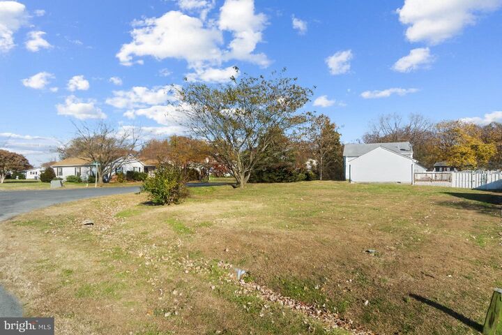 Property Photo:  1916 Stevens Drive  MD 21619 