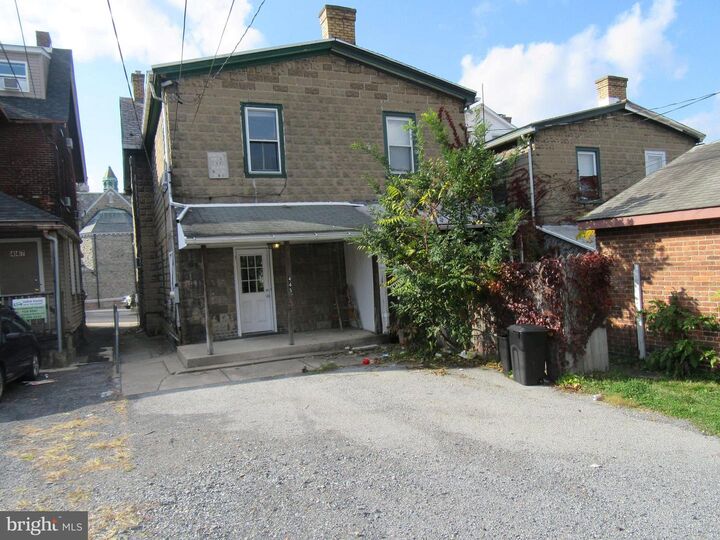 Property Photo:  445 Montclair Avenue  PA 18015 