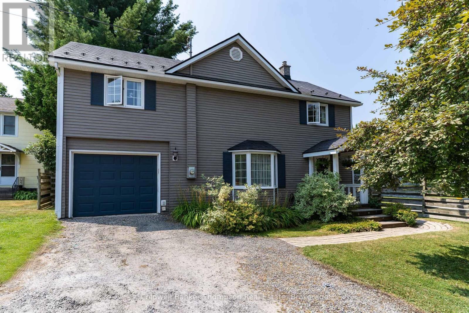 Photo de la propriété: 3 Cliff Avenue ON P1H 1G4