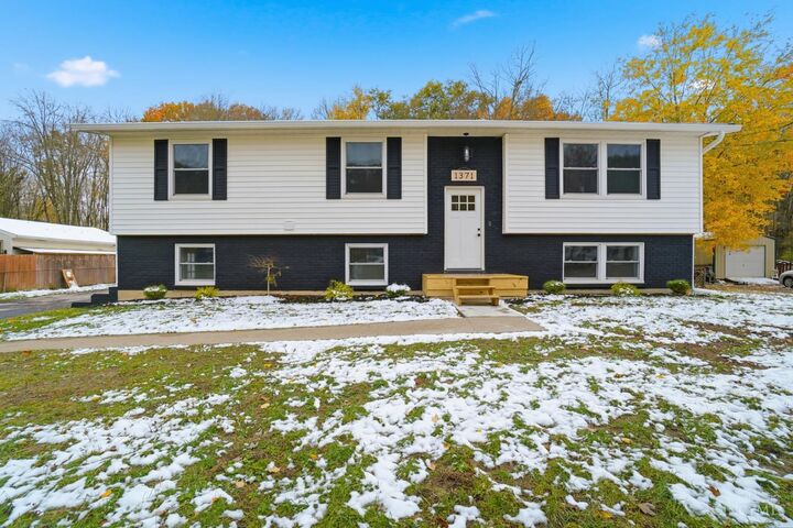 Property Photo:  1371 Finch Lane  OH 45150 