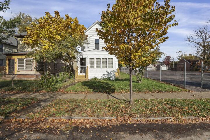 Property Photo:  292 E Barthman Avenue  OH 43207 