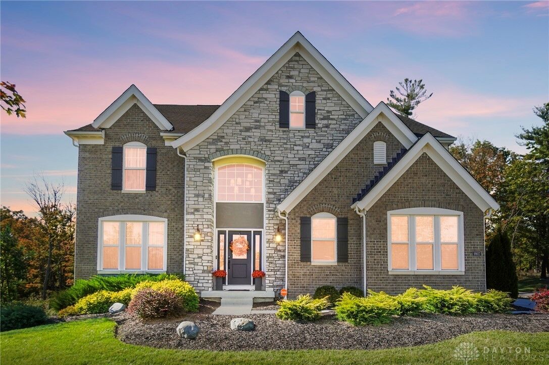 Property Photo: 9907 Kensington Lane OH 45040