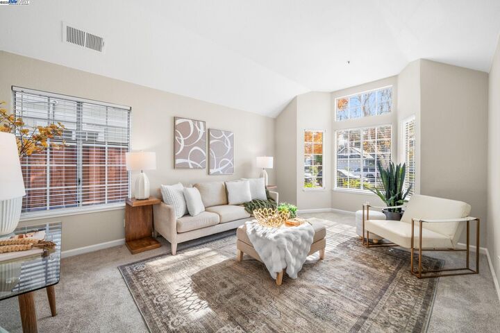 Property Photo:  1622 Placer Cir  CA 94551 