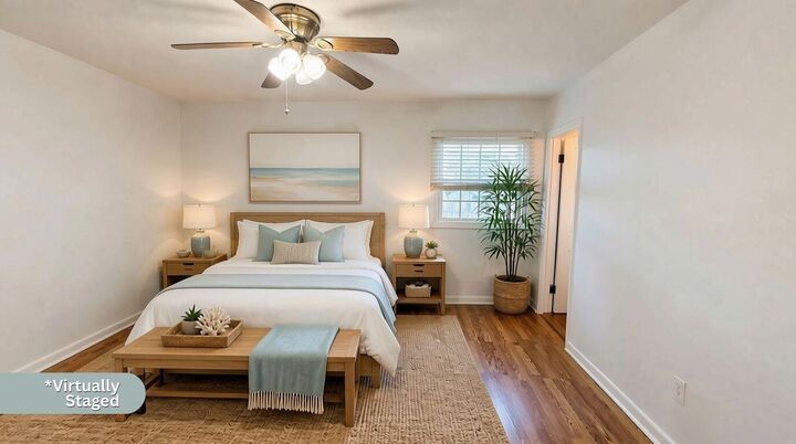 Property Photo:  1008 S Palm Boulevard  FL 32578 