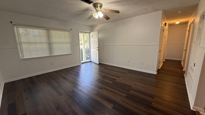 Property Photo: 1008 S Palm Boulevard FL 32578