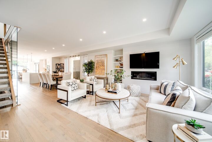 Property Photo:  14005 105 Avenue NW  AB T5N 0Z1 